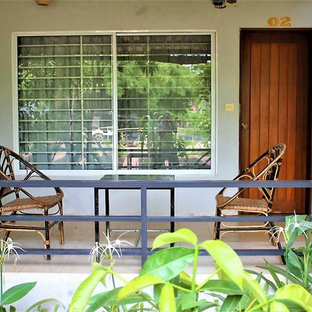 My Parents Pensión Kampot Exterior foto