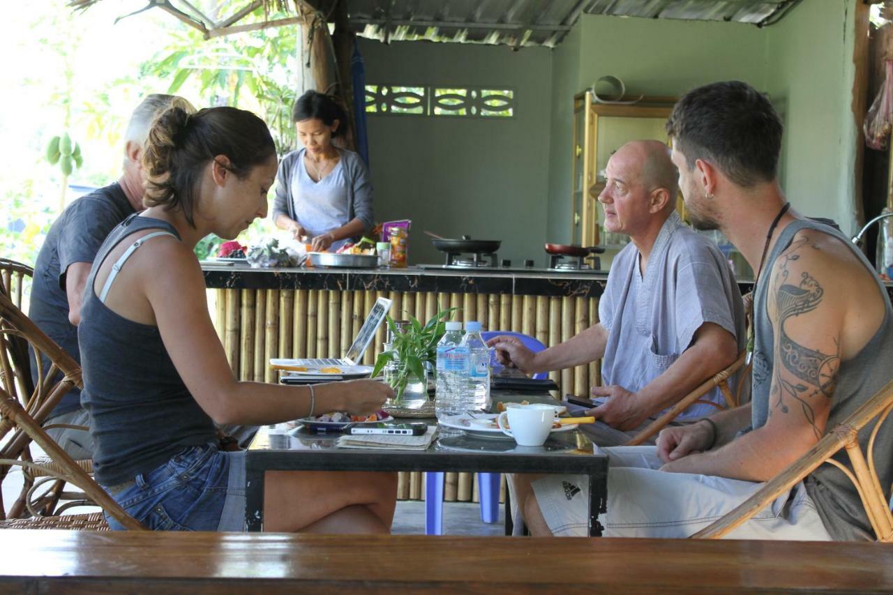 My Parents Pensión Kampot Exterior foto